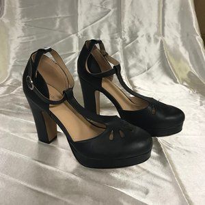 Luoika Ankle Buckle T Strap Heel